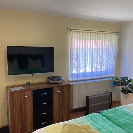Ferienzimmer Olaf 瓦伦 外观 照片